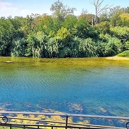 Scenic With View Of The Gardon River 4*